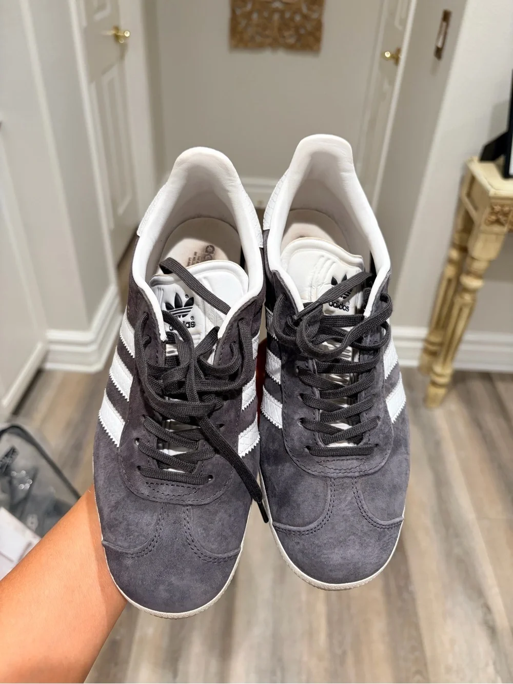 Adidas Gazelle Sneakers SZ 6